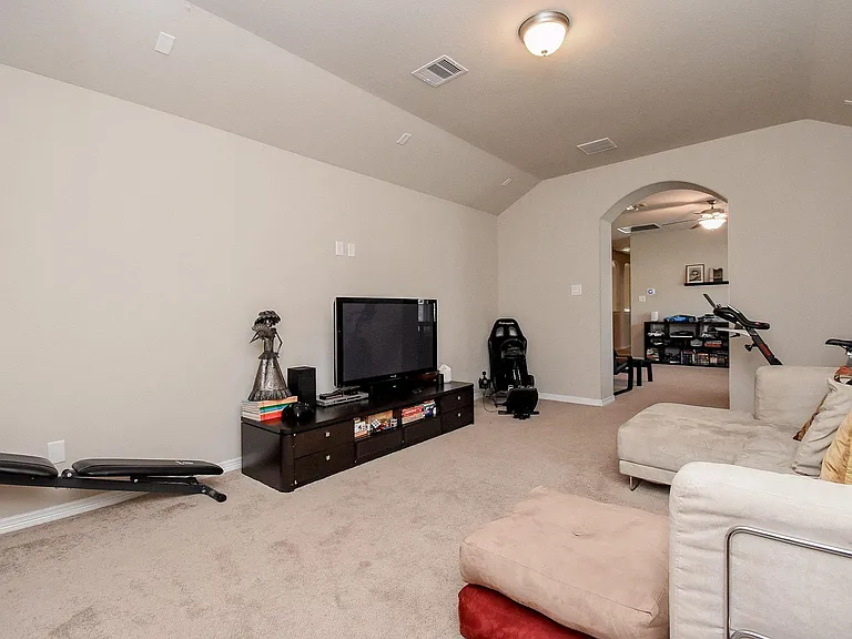 22126 Grand Mist Dr — Photo 36