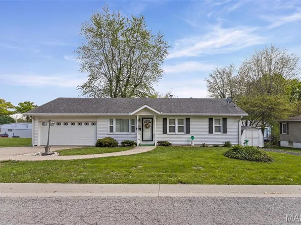 2305 Morning Star Dr, Alton, IL 62002