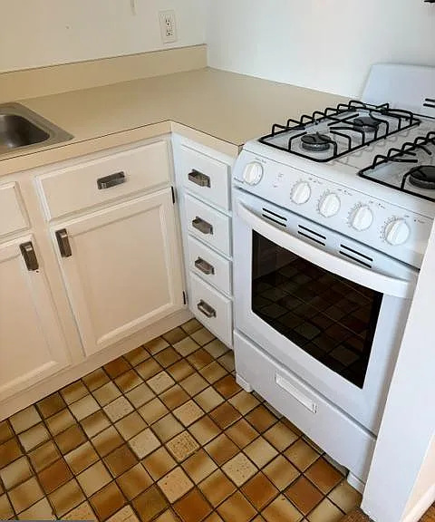 1727 Massachusetts Ave NW #517 — Photo 5