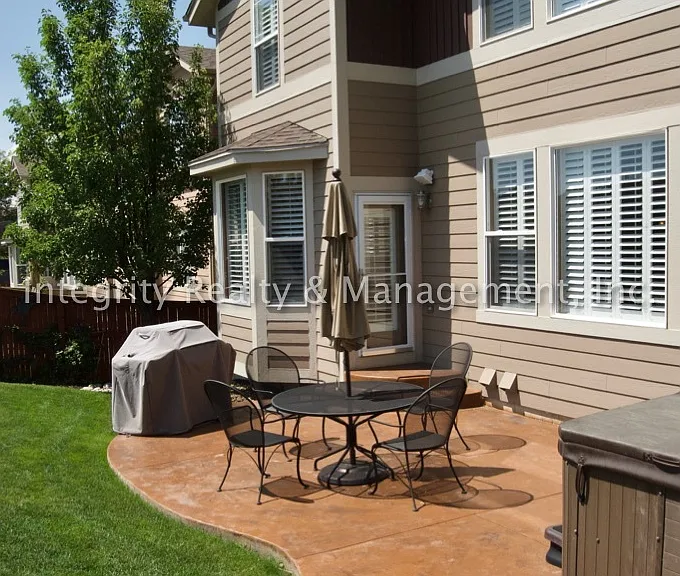 10328 Longwood Way — Photo 32