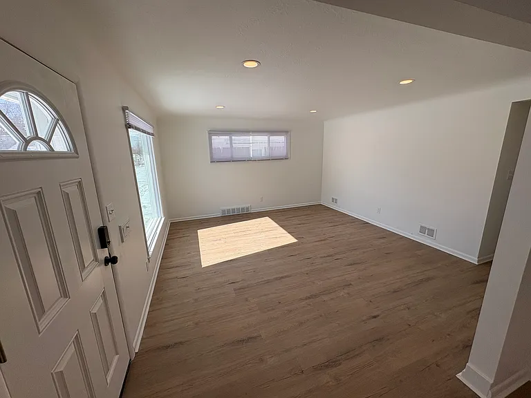 13319 McCracken Rd — Photo 6