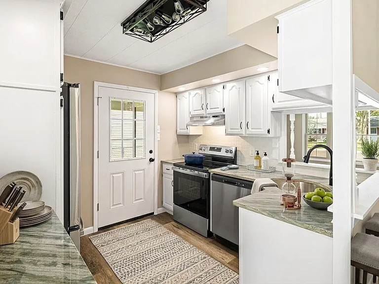 Kitchen virtually staged