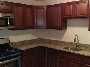 2041 W Oxford St, Philadelphia, PA 19121