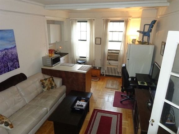 3rd image of 170 2nd Ave APT 3C