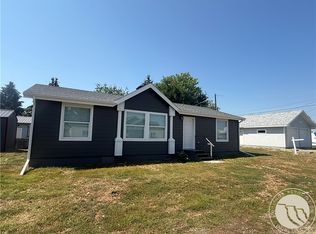 101 S 2nd St, Roberts, MT 59070