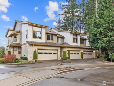 8504 130 Place SE #F103, Newcastle, WA, 98056