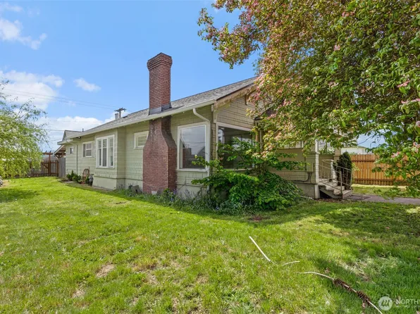 505 W Young Street, Elma, WA 98541