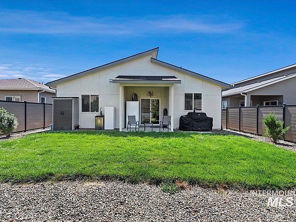 3rd image of 5614 W Song Sparrow St