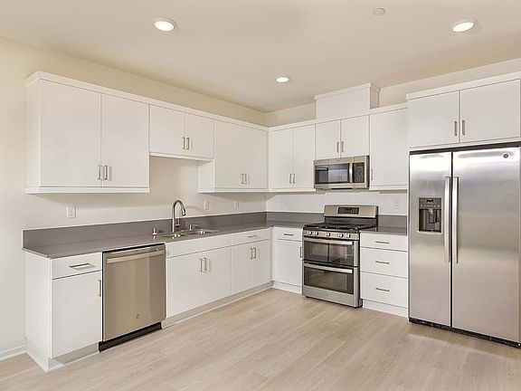 Plan 2 Model Kitchen