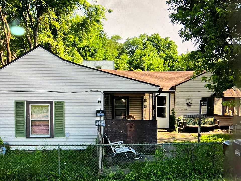 2nd image of 4601 Webster St