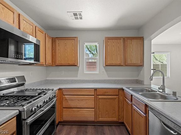 4th image of 7343 Ringquist St