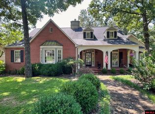 372 Northpointe Dr, Mountain Home, AR 72653