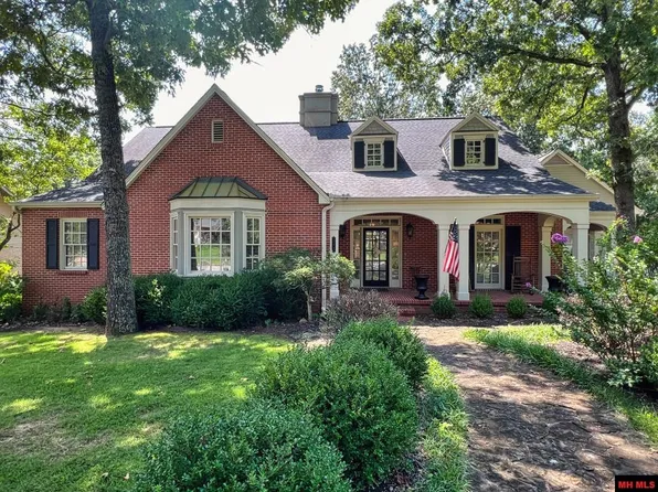 372 Northpointe Dr, Mountain Home, AR 72653