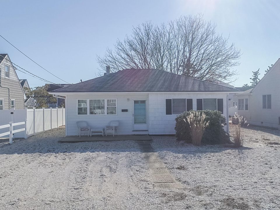 1st image of 210 Newark Ave