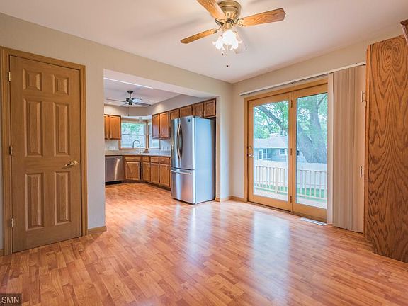 5th image of 1405 Independence Ave S