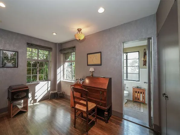 2501 Palisade Avenue image 15 of 25