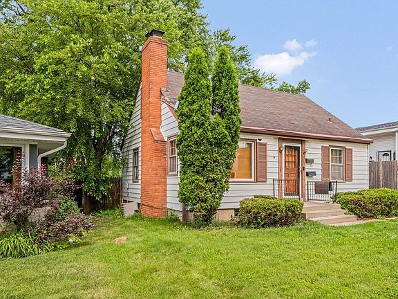 3rd image of 5661 N 73rd STREET