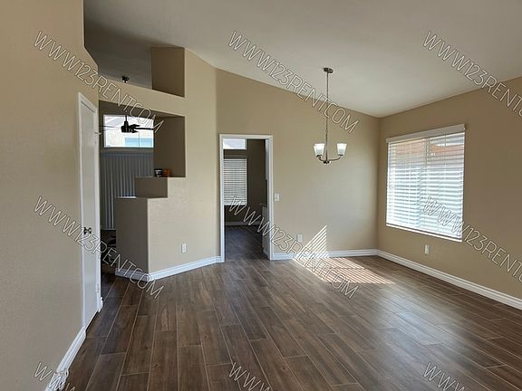 4th image of 37072 Golden Oak Dr