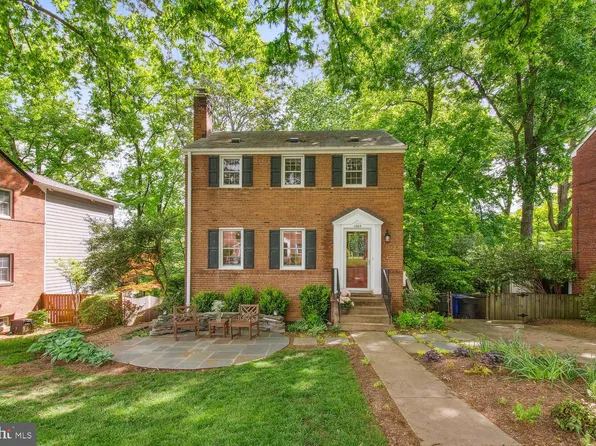 1005 N Larrimore St, Arlington, VA 22205