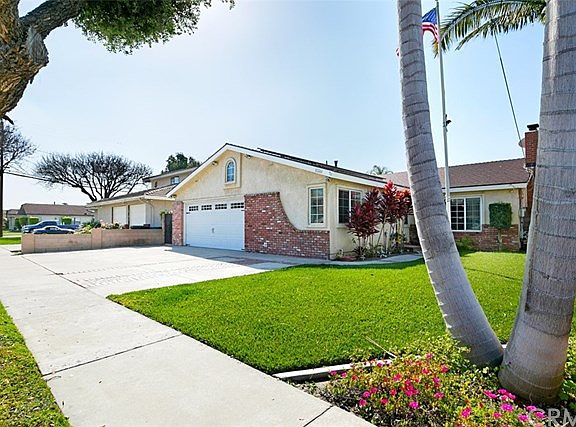 5th image of 10244 Monterey St