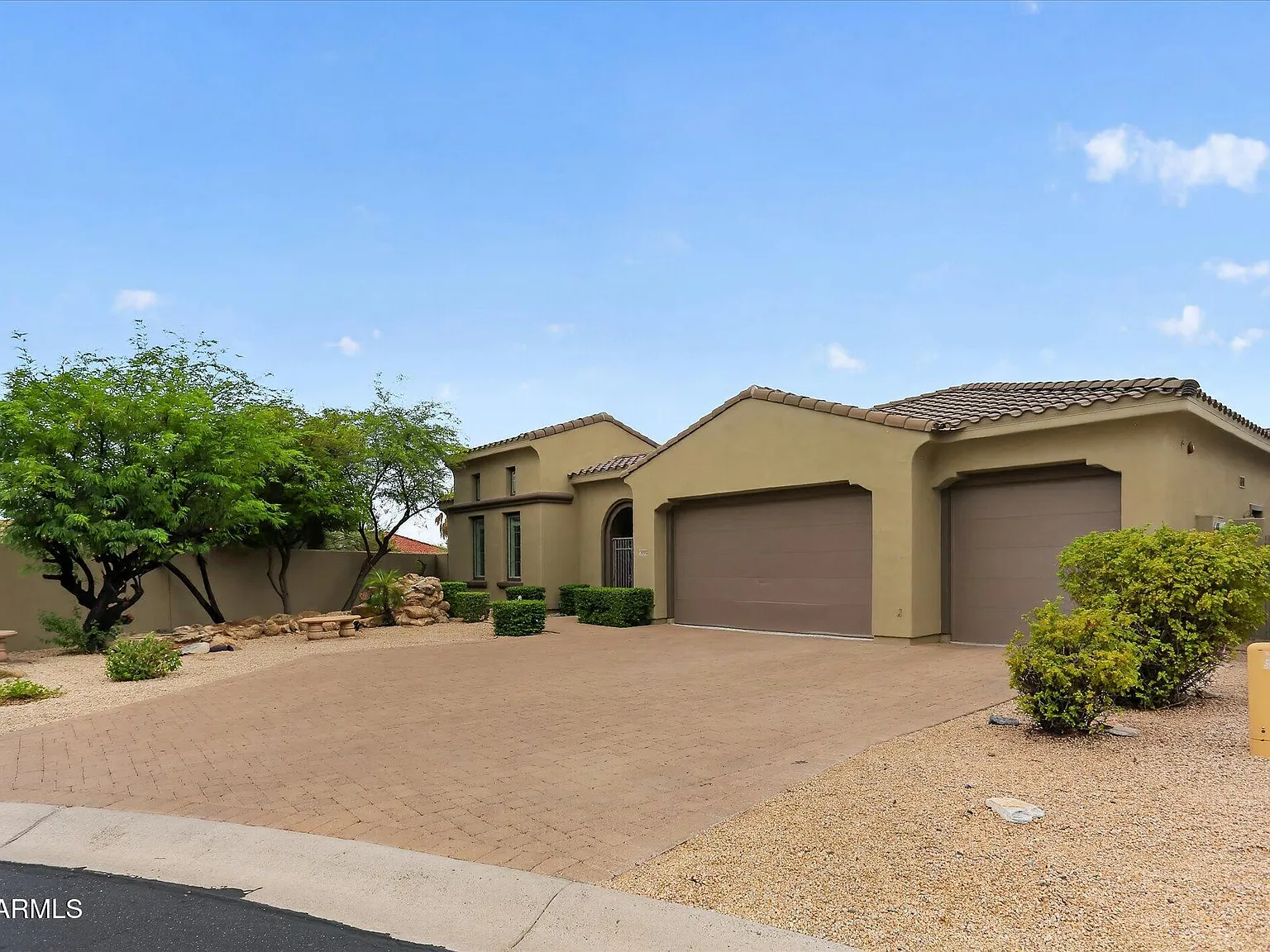 5 bed, 4.0 bath, 2898 sqft, $6,500 — Photo 2