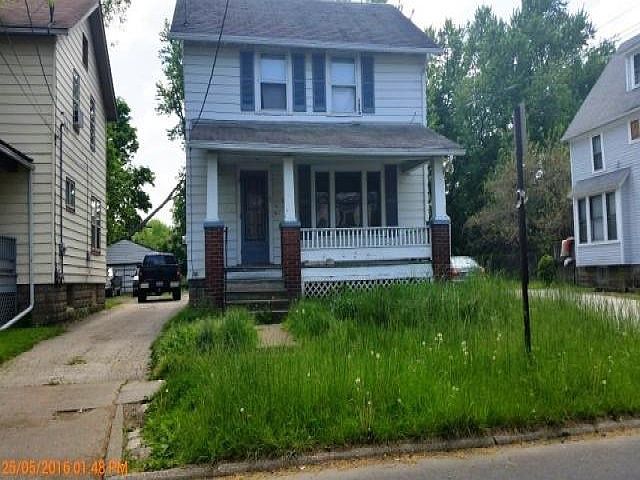 1st image of 1225 W 5th St