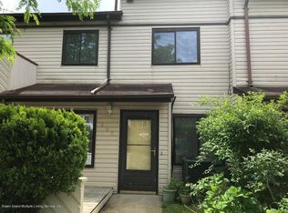 490 Lisk Ave, Staten Island, NY 10303