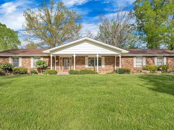 5952 Highway O, Pacific, MO 63069