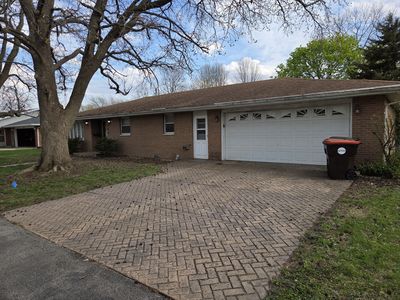404 Sunset Dr, Heyworth, IL, 61745