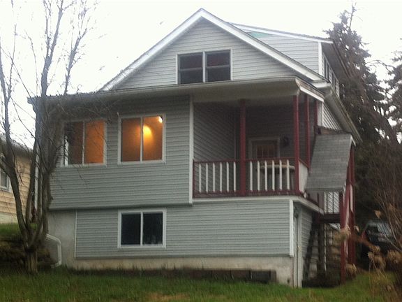 5th image of 1344 Montrose Ave