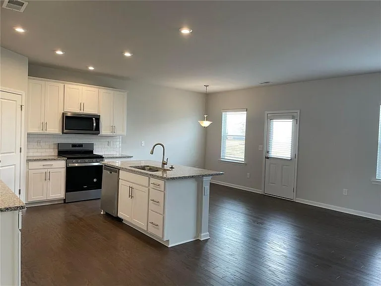 632 Blue Ash Ct — Photo 11