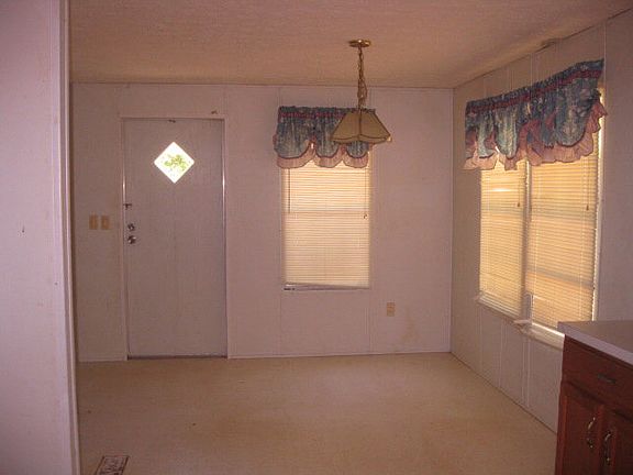 3rd image of 28 Lee Road 630