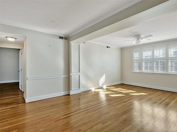 5th image of 38 E Lock Ln Unit 3