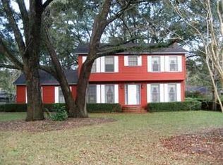 2908 Foxcroft Dr, Tallahassee, FL 32309