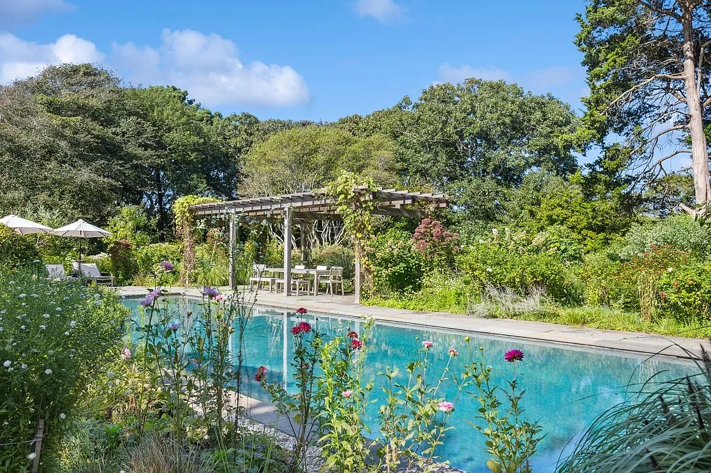 Magical Ocean Views in East Hampton - Georgica Estate — Photo 3