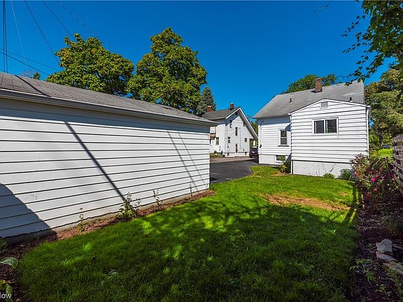 4th image of 13417 Merl Ave