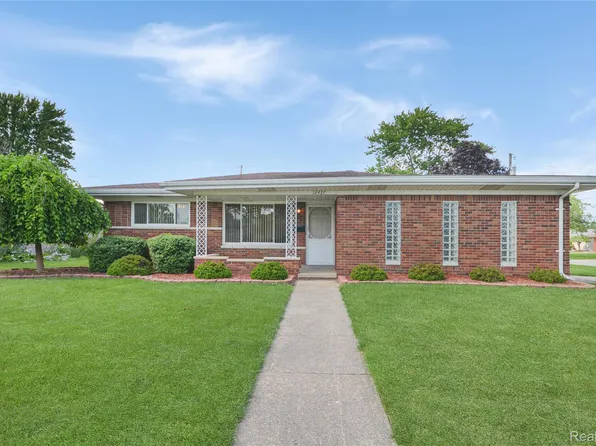 12437 De Grove Dr, Sterling Heights, MI 48312