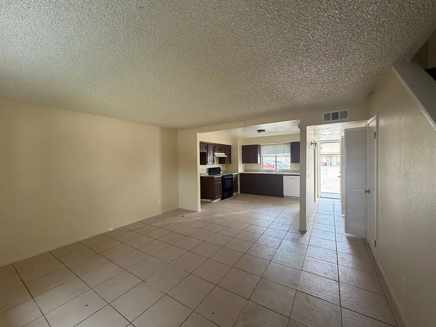 6350 Summerfield Drive — Photo 3