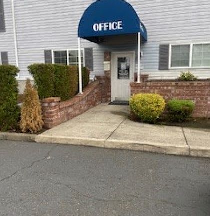 On site office and maintenance