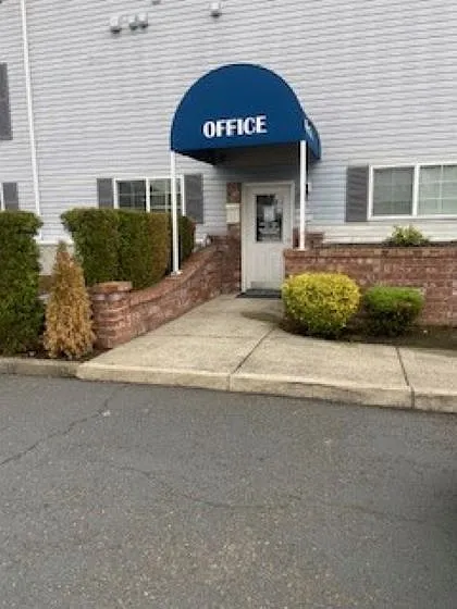 On site office and maintenance