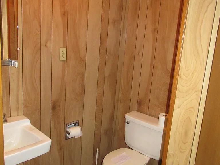 1357 Beal Rd — Photo 31