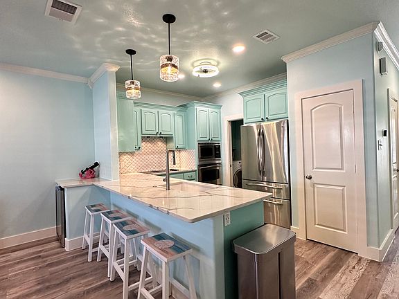 2nd image of 14813 Leeward Dr APT 403