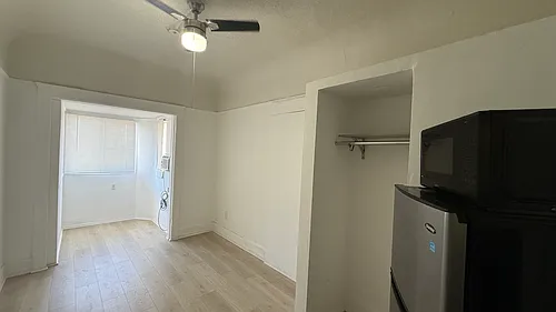 2408 S Grand Ave #17 Photo 1