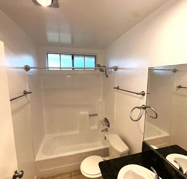 8722 Burton Way — Photo 5