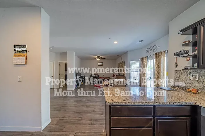 3925 Lanyard Dr — Photo 5