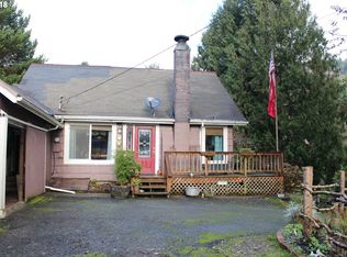 88074 River View Ave, Mapleton, OR 97453