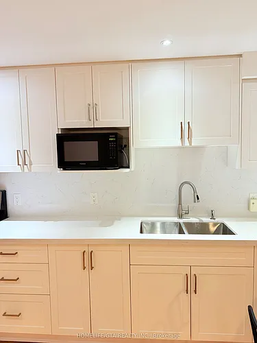 20 Hyacinth St #BASEMENT Photo 1