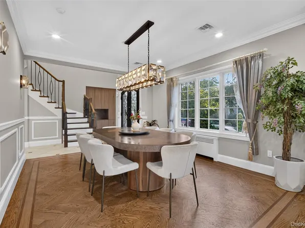 150-50 6th Avenue