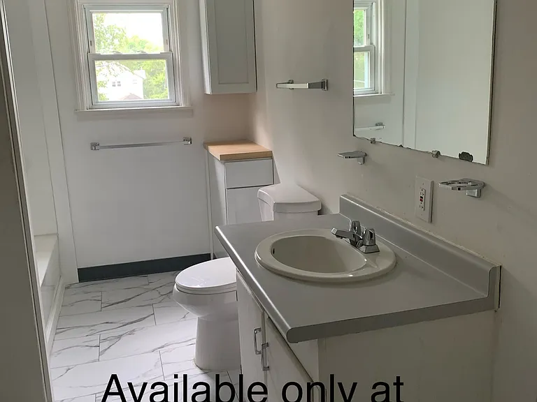819 N Murray St #819 — Photo 4