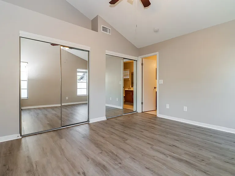 5303 Macbeth Ct — Photo 11